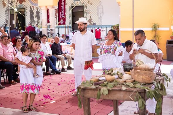 12 años honrando la cultura maya en Izamal